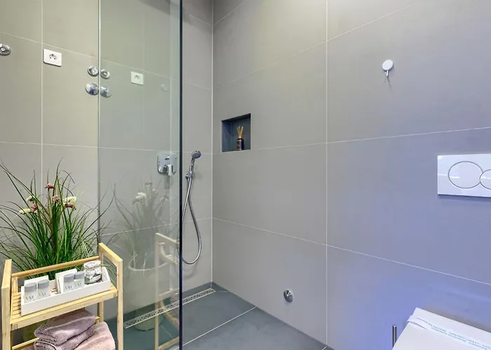 Cintya By Interhome * Πόρετς